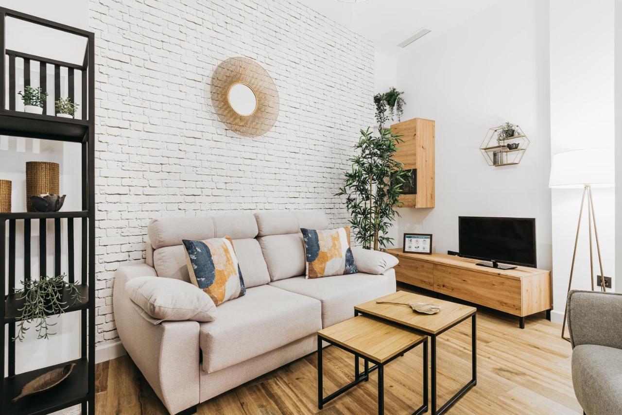 Apartamento Macarena Junto A La Basilica De La Macarena เซบีญา ภายนอก รูปภาพ