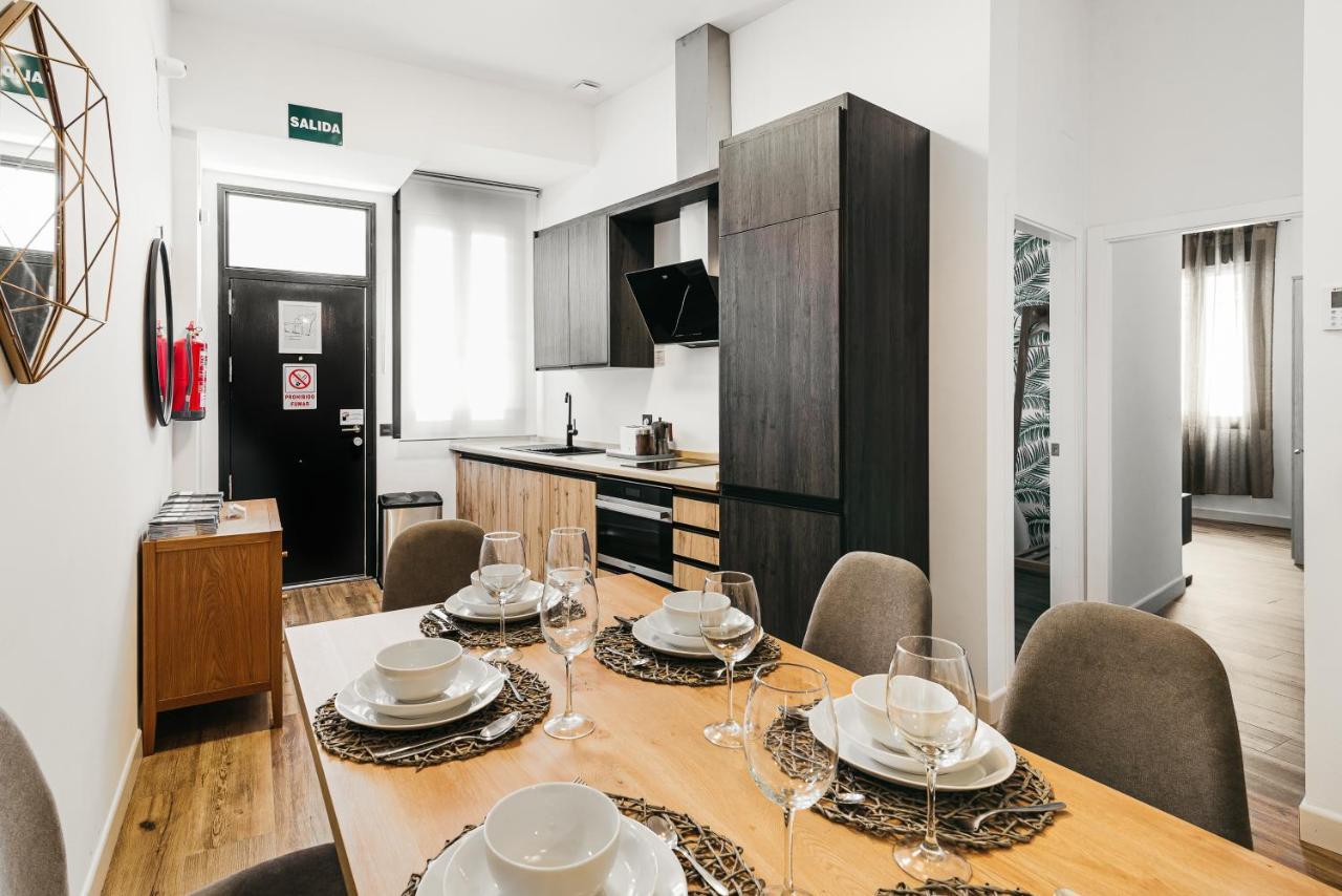 Apartamento Macarena Junto A La Basilica De La Macarena เซบีญา ภายนอก รูปภาพ